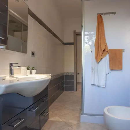 Casa Vacanze Giulia E Elisa * Porto Columbu - Perd'E Sali