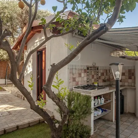 Casa Vacanze Giulia E Elisa * Porto Columbu - Perd'E Sali